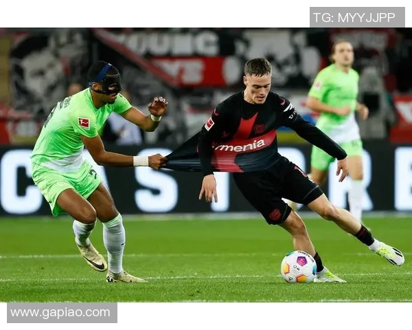 德甲劲旅惨遭惊奇逆转，降级风险骤增令球迷忧心忡忡