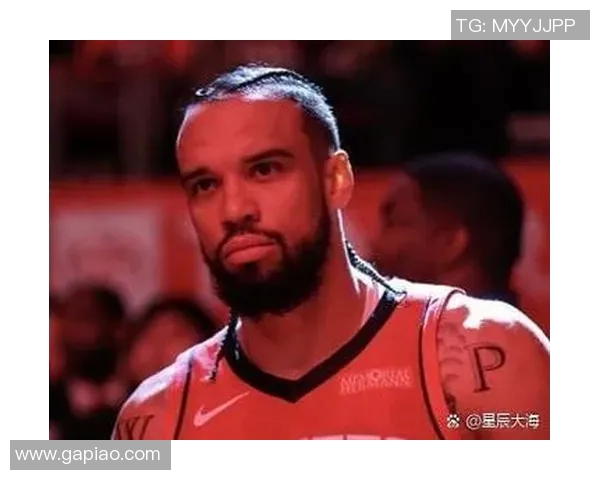 火箭队在客场再败勇士队，陷入两连败，前景堪忧